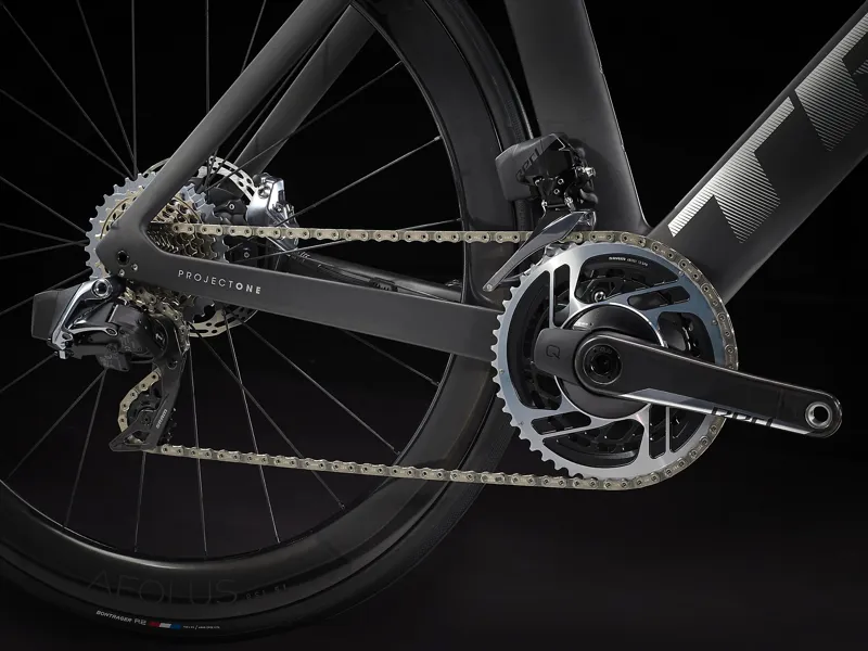 2022 Trek Madone SLR 9 eTap Road Bike Matte Deep Smoke-10